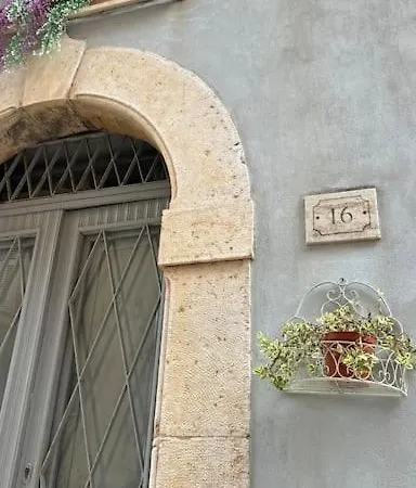 Graziosa Casetta A Due Piani Hébergement de vacances Formia